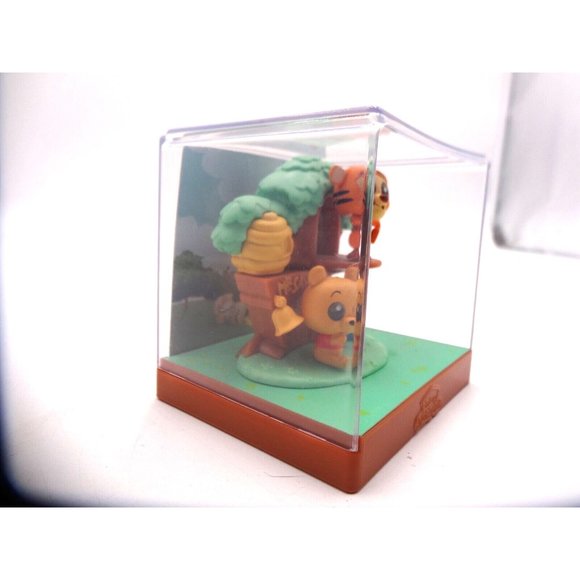 Disney Doorables Movie Moments Series 1 Winnie the Pooh Piglets and Tiger - Picture 5 of 16